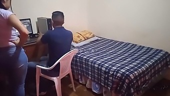 I'M Forbidden From Playing Video Games With My Stepsister: Our Stepmom Interrupts And I Secretly Have Sex With Her While She'S Unaware, Narrowly Avoiding Discovery