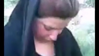 Hijab-Wearing Woman Indulges In Outdoor Sex
