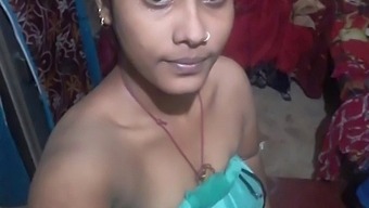 Indian Village Belle With Big Natural Tits In Nude Selfie