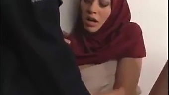 Arab Mom'S Sexual Encounter Captured On Camera