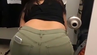 I Had Sex With A Store Worker In A Shopping Center