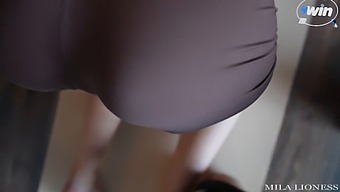 Stepsister'S Yoga Class Turns Into A Steamy Encounter With A Big Dick And Cum Facial