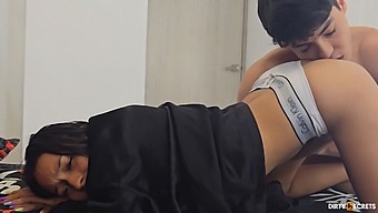 First-Time Anal Experience With Girlfriend For Infidelity