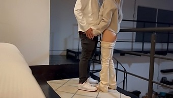 I Have Sex With My Neighbor'S Wife In Her Own Room After A Brief Encounter, Featuring Foot Play
