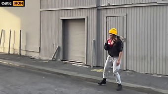 Cumming Hard And Filling Up The Pussy